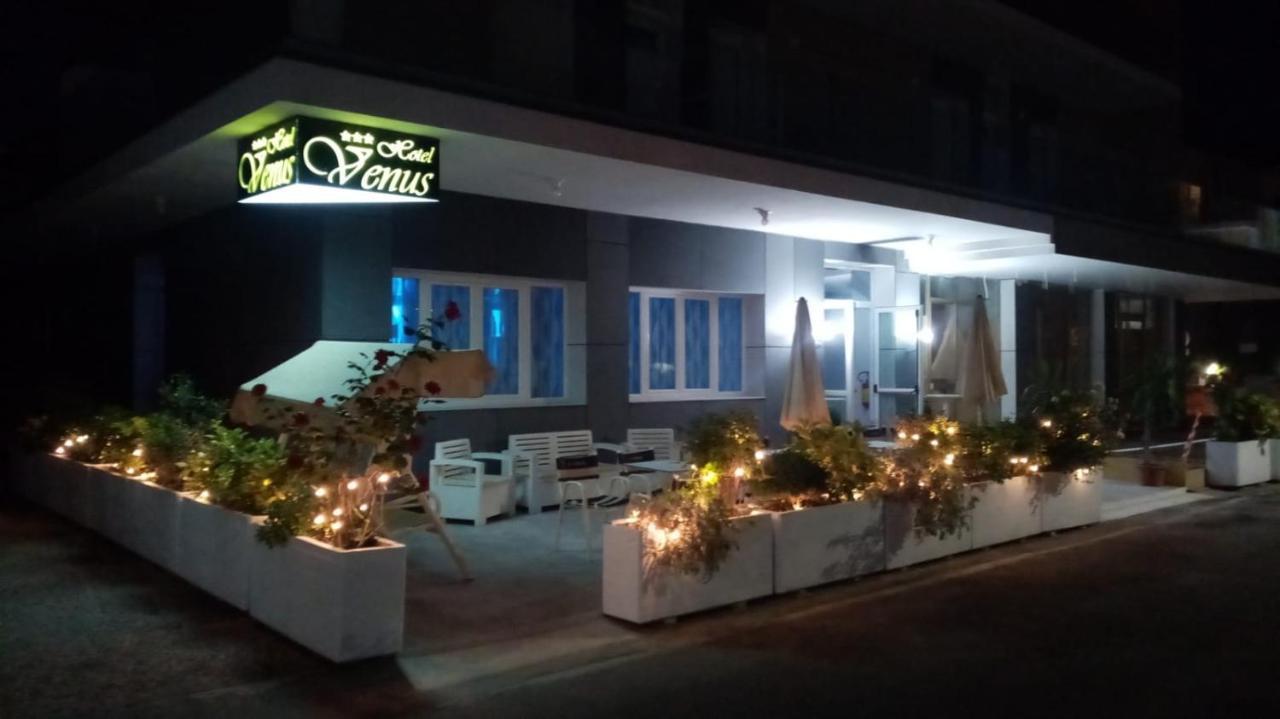 Hotel Venus Bellaria-Igea Marina Exterior foto